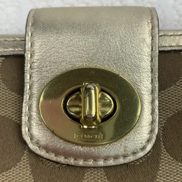 Vintage Coach Leather Fabric Wallet Signature C Turnkey opening Tan Gold shine - Picture 2 of 16